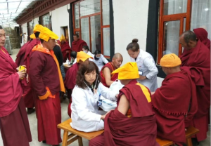  雅江援助 我们一直在努力