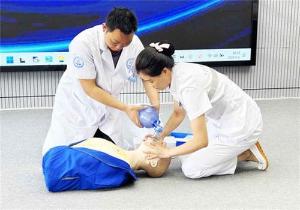 塔山镇中心卫生院成功举办第七届中国医师节系列活动——双人心肺复苏竞赛