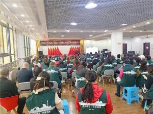 成都市成华区青龙街道昭觉社区：智慧关爱服务 呵护银铃养老