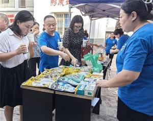 永明镇卫生院：“迎中秋，中医药文化乡村夜市”活动正式启动