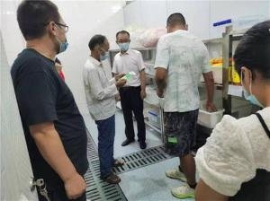 南江县正直镇凤仪九义校开展食堂“家长开放日”活动