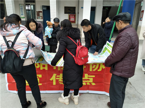 简阳市科协积极参加“三下乡”惠民系列活动