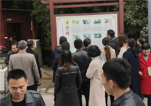 乐善镇赴重庆市璧福禄镇开展“两转一提一抓”对标学习活动