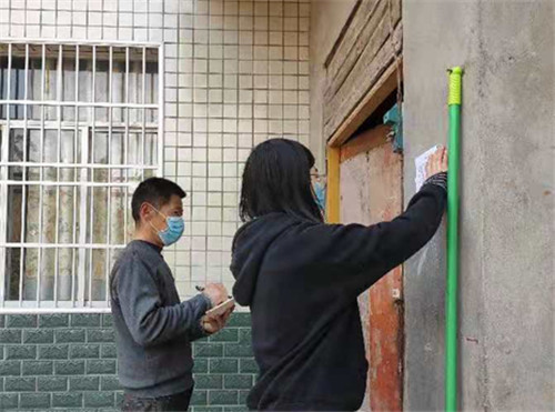 黄丹.jpg
