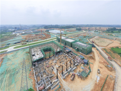快速推进建设的斑布竹产业园项目。.jpg