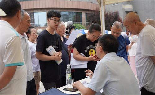 武胜县：广聚武胜“人才嘉年华” 招贤纳士募英才