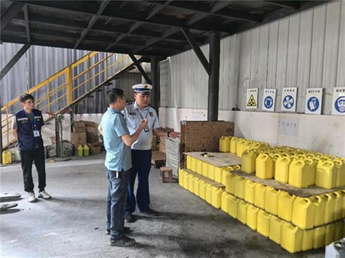 邻水县：联合检查 筑牢消防安全“防火墙”