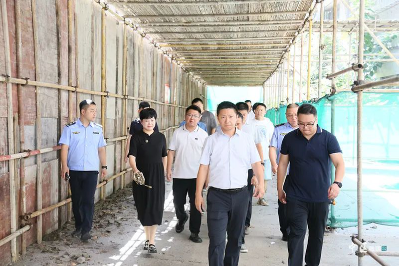 内江市市中区领导开展夏季安全生产检查