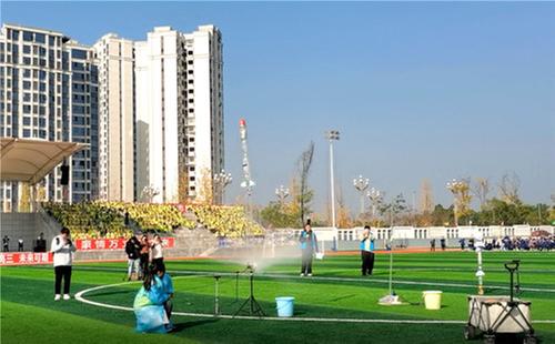 科技筑梦  创新成长——2024年营山中学第五届校园科技节开幕